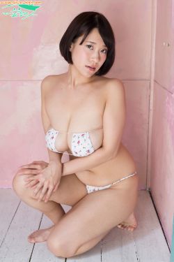 小向美柰子